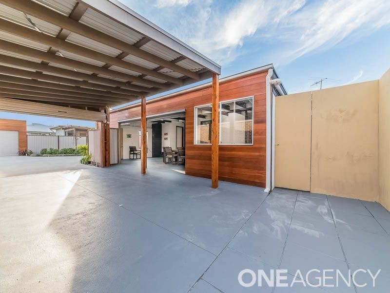1/27 Henry Street, Koo Wee Rup VIC 3981
