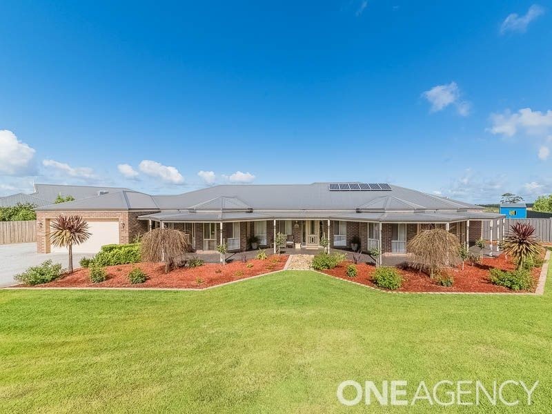 41 Gainsborough Avenue, Lang Lang VIC 3984