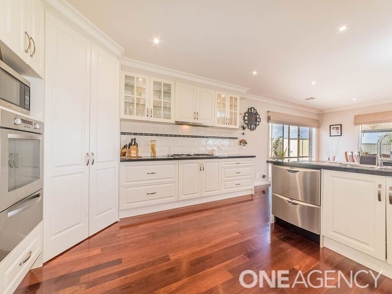 41 Gainsborough Avenue, Lang Lang VIC 3984