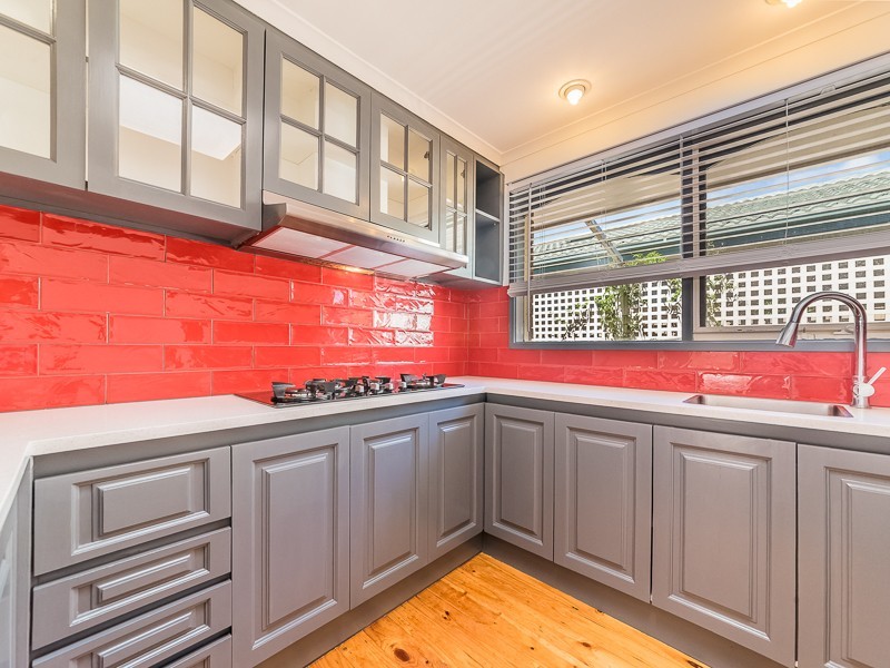 27 Whitford Way, Frankston VIC 3199