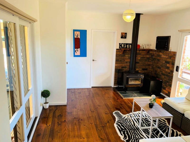 27 Whitford Way, Frankston VIC 3199