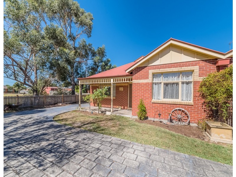 3/2 Gardner Street, Koo Wee Rup VIC 3981