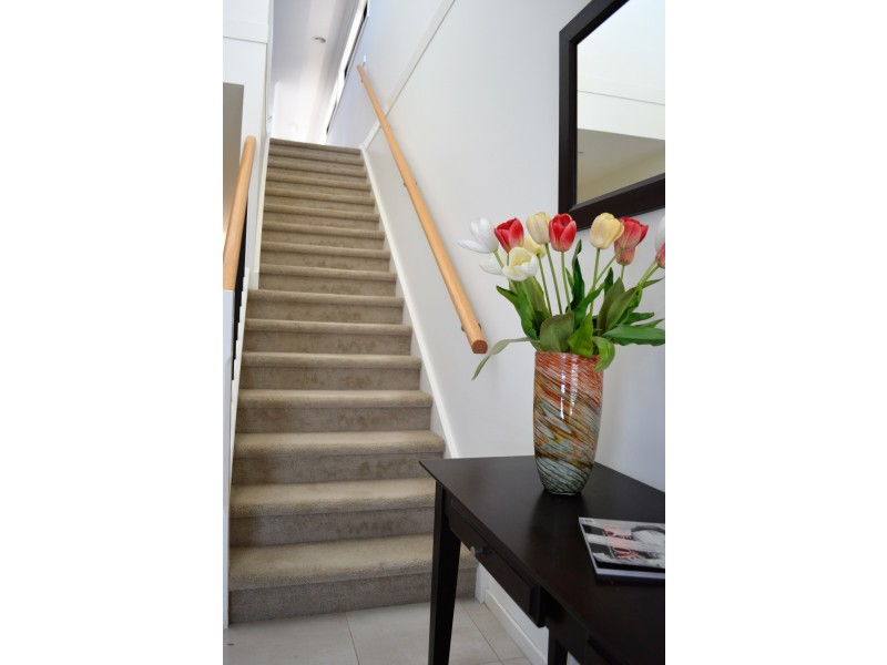 58 Ellaroo Circuit, Clyde North VIC 3978