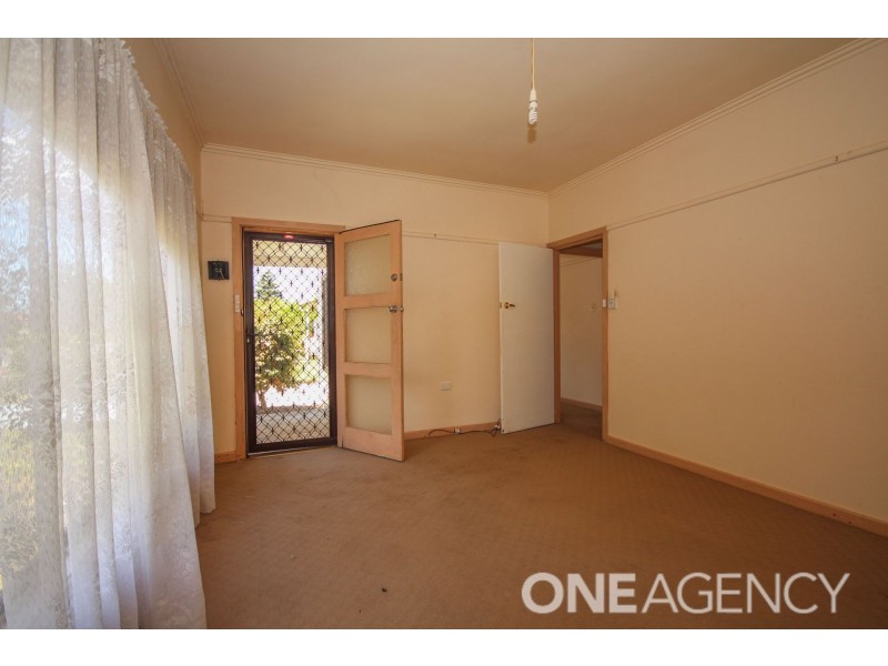 12 Sybella Avenue, Koo Wee Rup VIC 3981