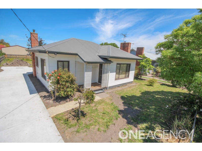 12 Sybella Avenue, Koo Wee Rup VIC 3981