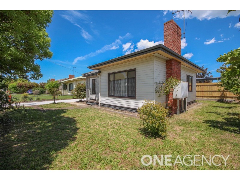 12 Sybella Avenue, Koo Wee Rup VIC 3981