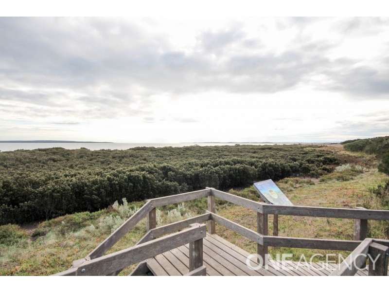 1 Beach Boulevard, Pioneer Bay VIC 3984