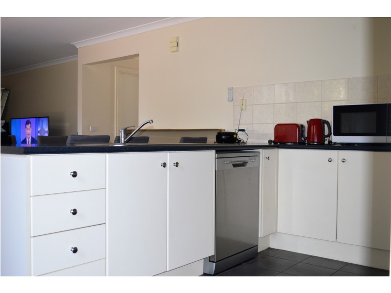 4/333 Rossiter Road, Koo Wee Rup VIC 3981