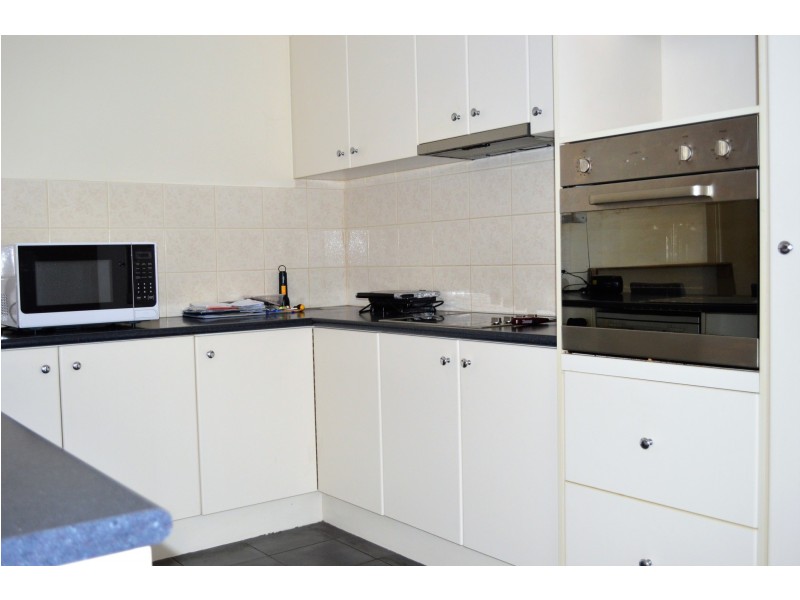 4/333 Rossiter Road, Koo Wee Rup VIC 3981