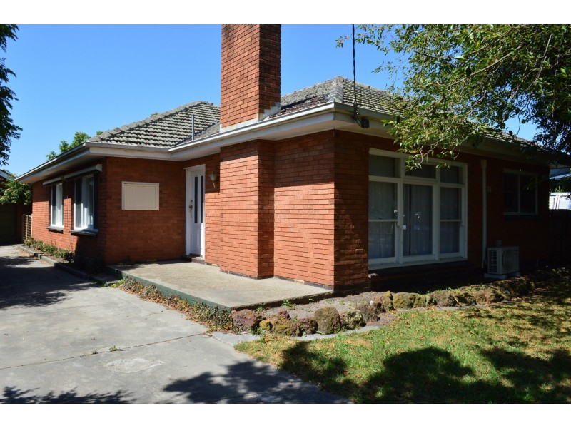26 Henry Street, Koo Wee Rup VIC 3981