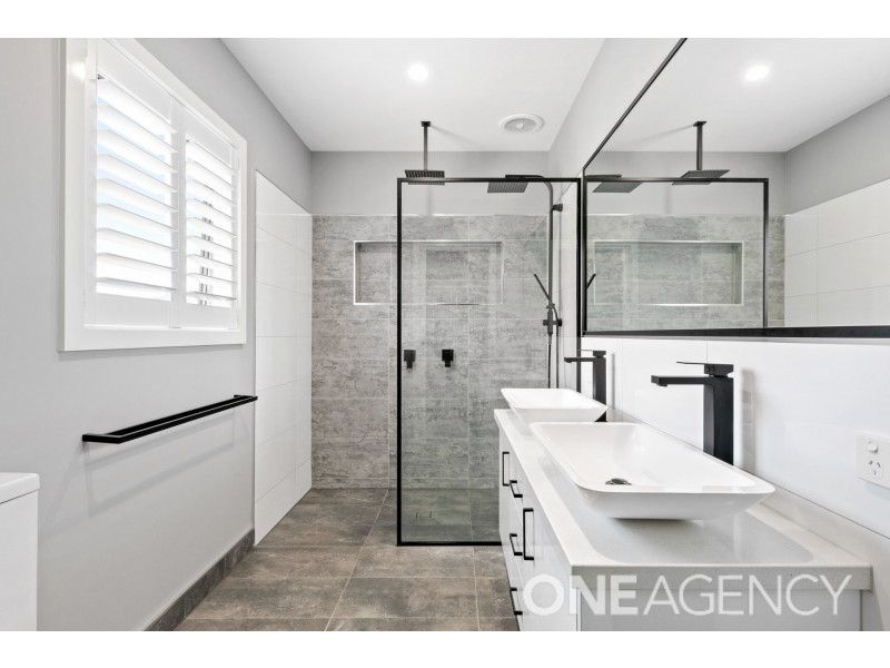 180 Rossiter Road, Koo Wee Rup VIC 3981