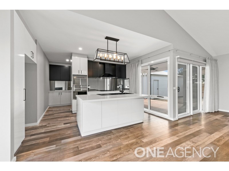 180 Rossiter Road, Koo Wee Rup VIC 3981