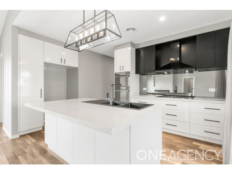 180 Rossiter Road, Koo Wee Rup VIC 3981