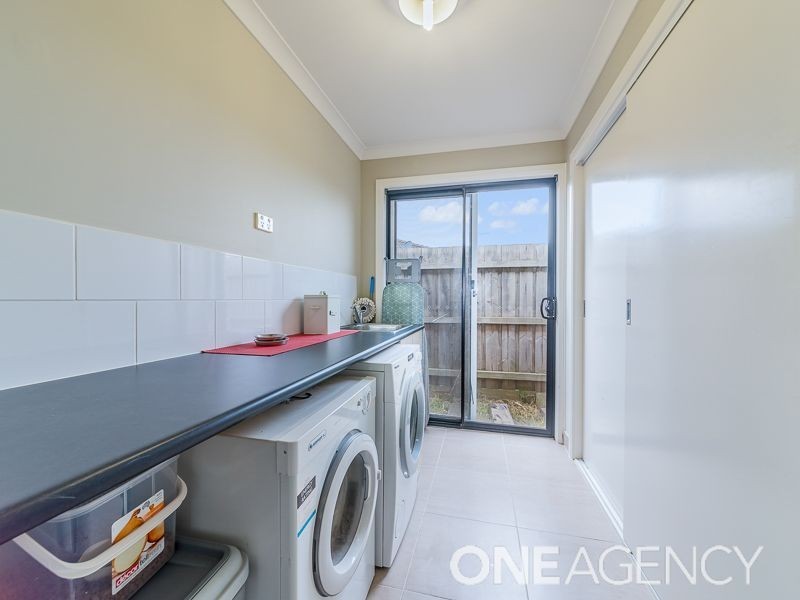63 Bailey Bvd, Koo Wee Rup VIC 3981