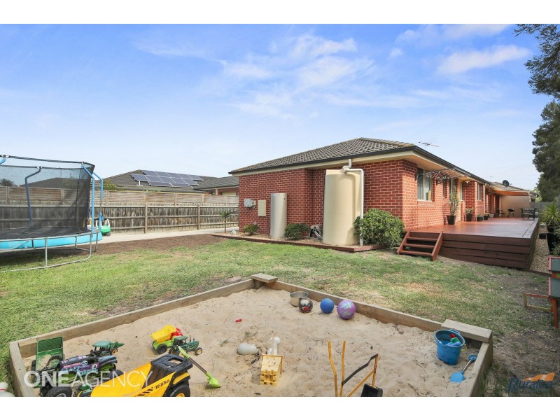 7/8a Henry Street, Koo Wee Rup VIC 3981