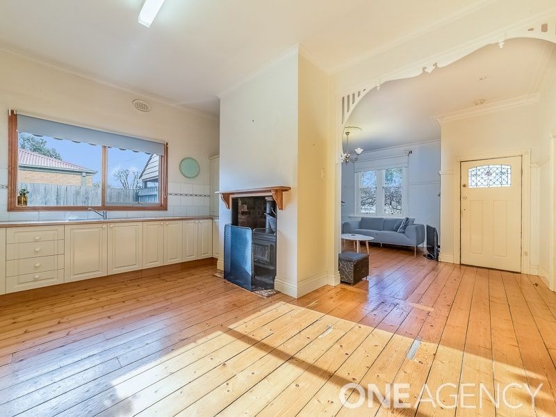 6 Alexandra Avenue, Koo Wee Rup VIC 3981