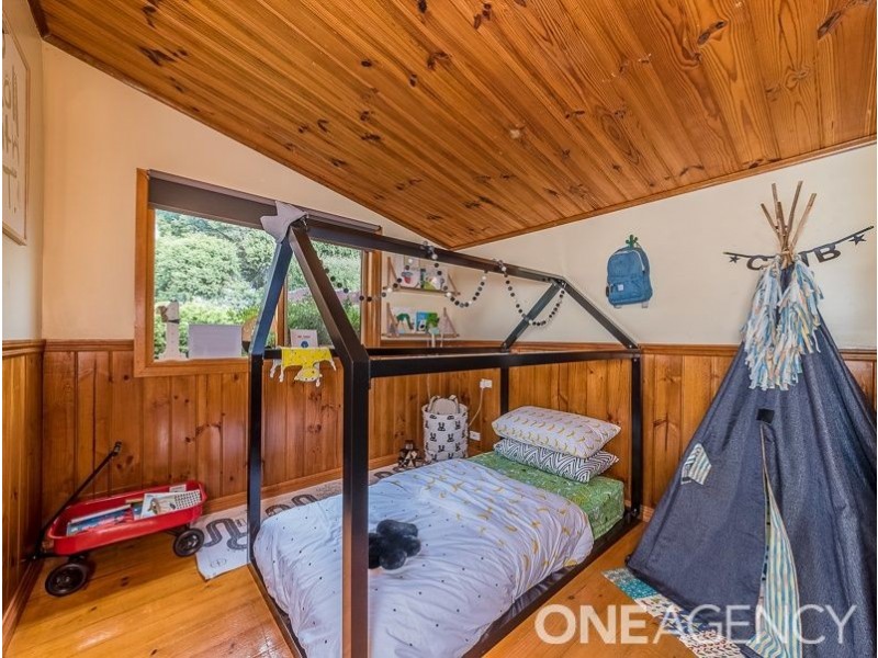 6 Alexandra Avenue, Koo Wee Rup VIC 3981