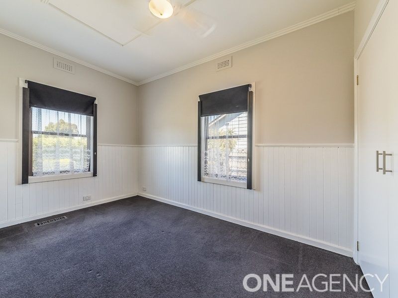 8 Sybella Avenue, Koo Wee Rup VIC 3981