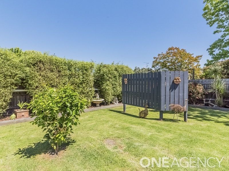 8 Sybella Avenue, Koo Wee Rup VIC 3981