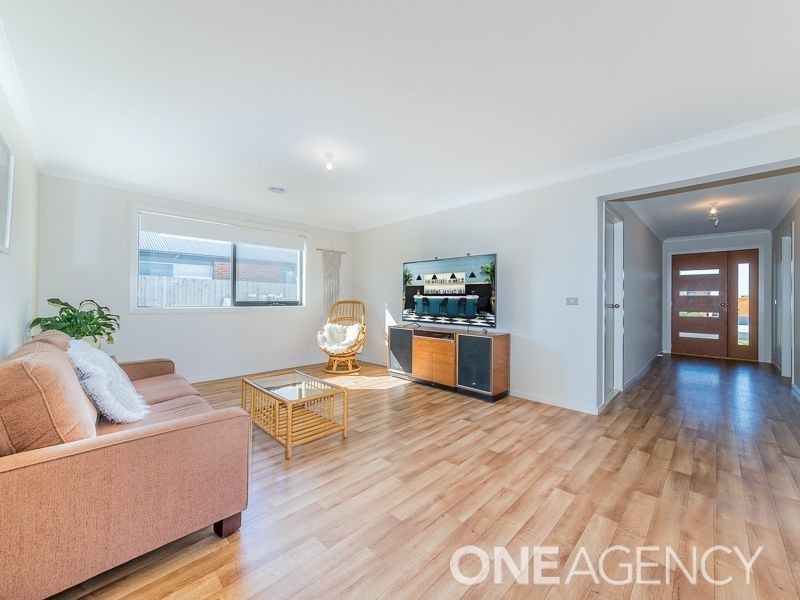 48 Diamond Dr, Koo Wee Rup VIC 3981