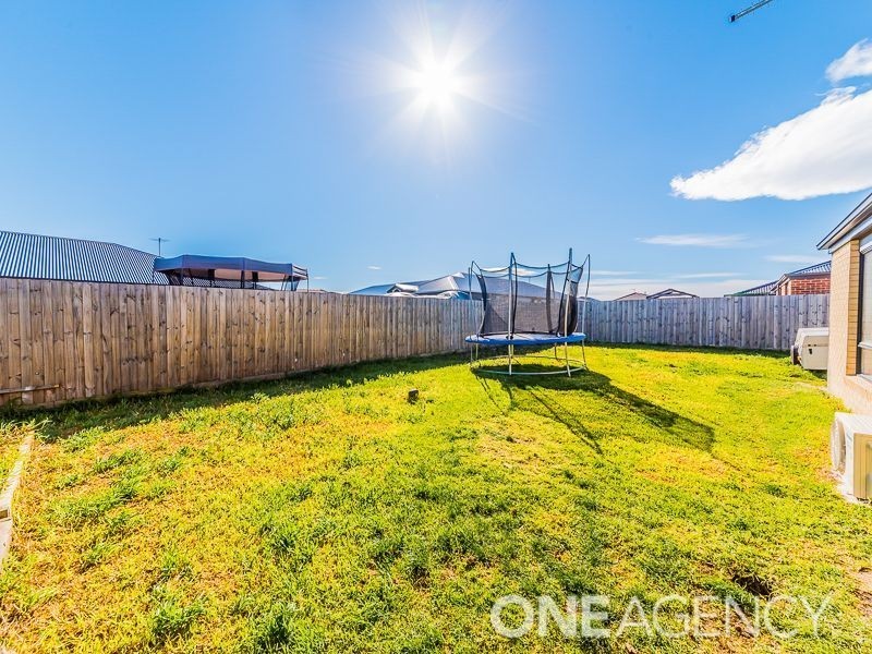 48 Diamond Dr, Koo Wee Rup VIC 3981
