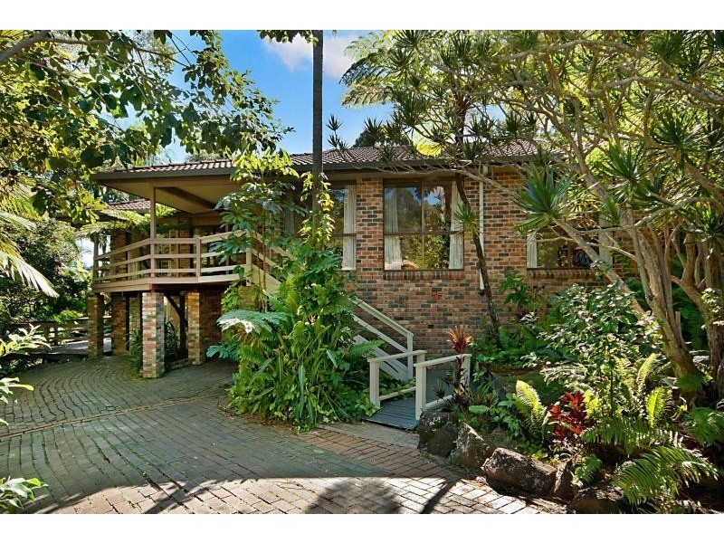 1 Bobra Glen, Ocean Shores NSW 2483