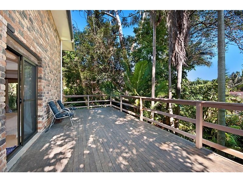 1 Bobra Glen, Ocean Shores NSW 2483