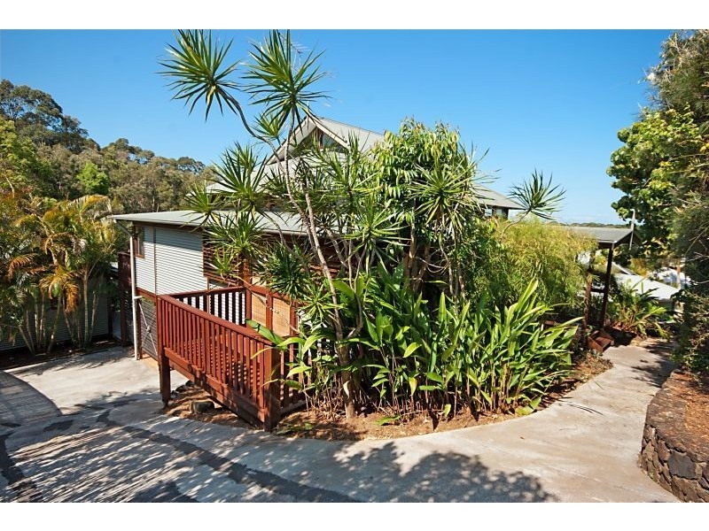 81 Caniaba Crescent, Suffolk Park NSW 2481