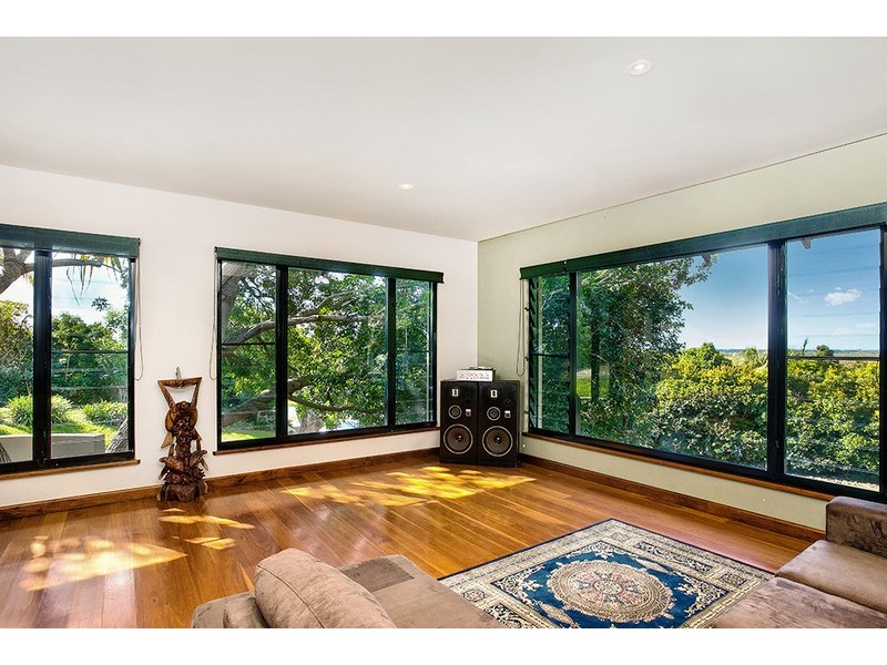 15 Cape Vista Drive, Ewingsdale NSW 2481