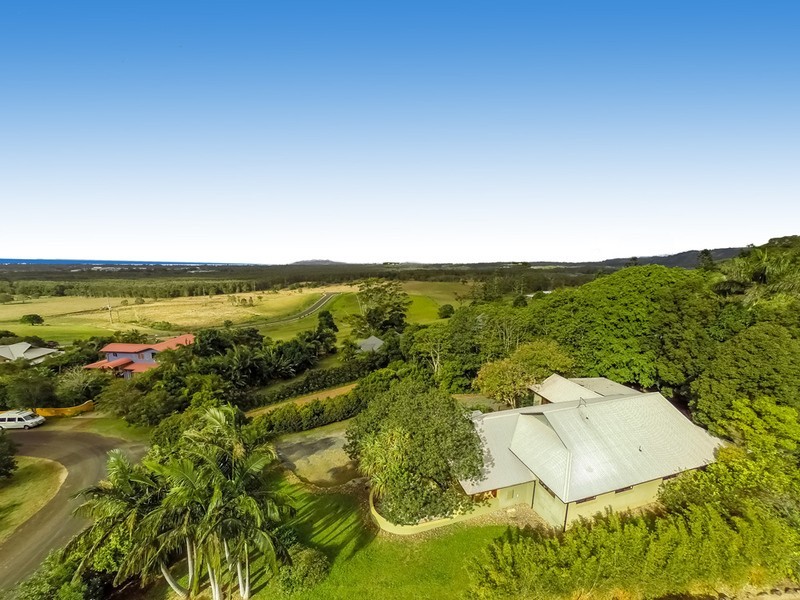 15 Cape Vista Drive, Ewingsdale NSW 2481