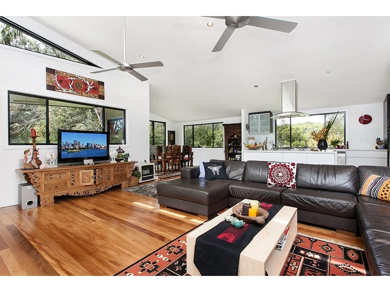 69 Plantation Drive, Ewingsdale NSW 2481