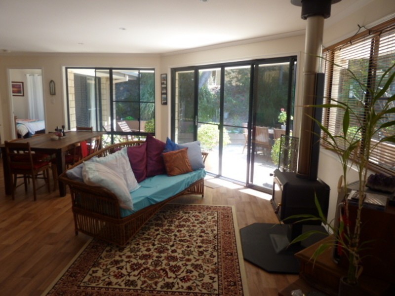 6 Jacaranda Drive, Byron Bay NSW 2481