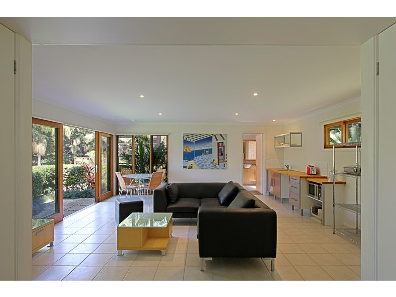 1 Plantation Drive, Ewingsdale NSW 2481