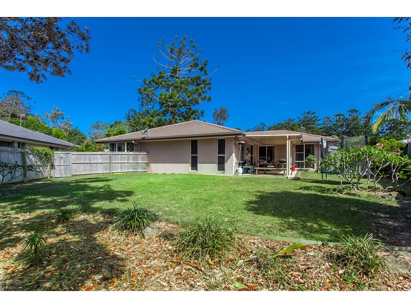 12 Miram Place, Ocean Shores NSW 2483