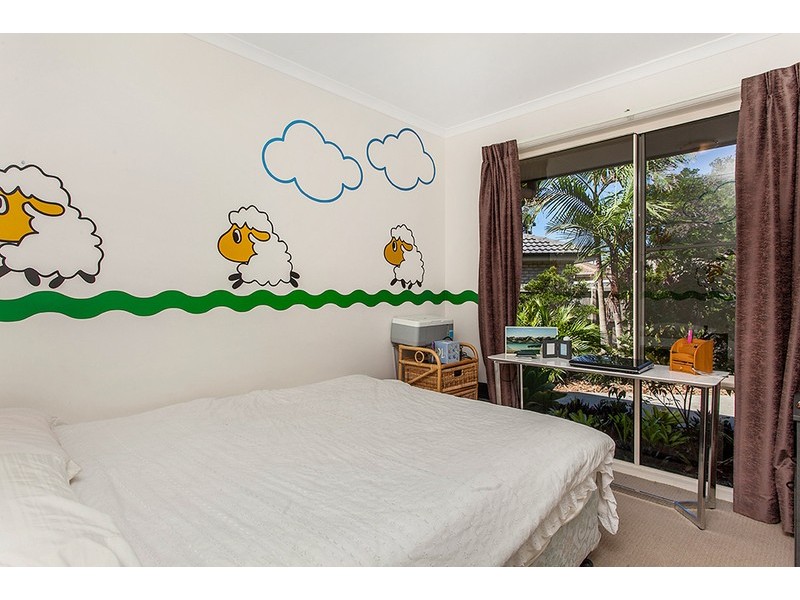 12 Miram Place, Ocean Shores NSW 2483