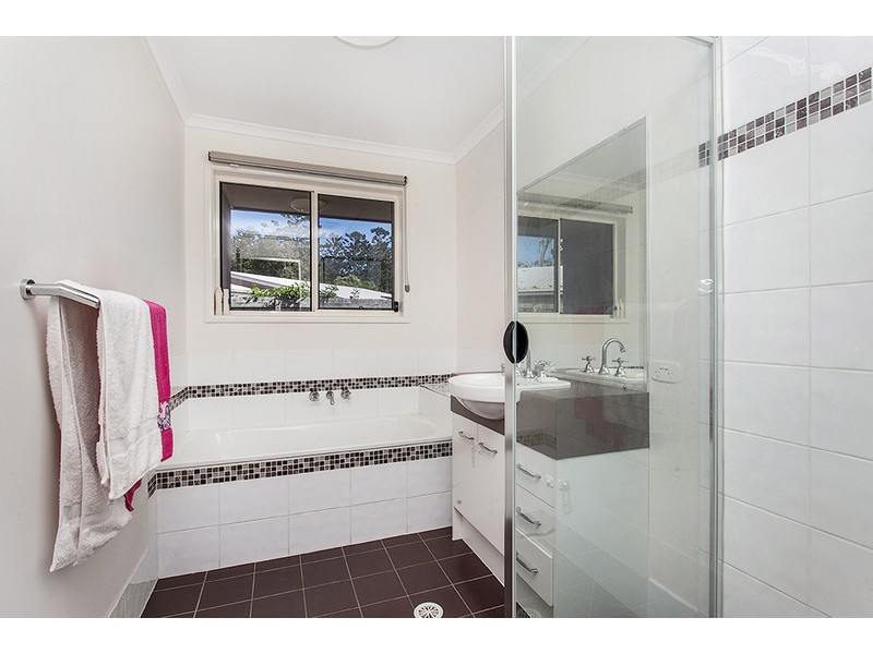 12 Miram Place, Ocean Shores NSW 2483