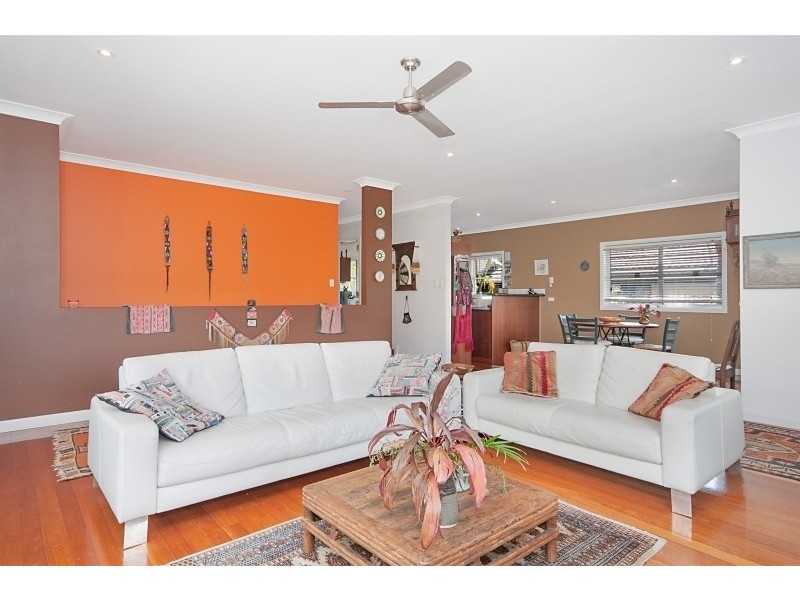18 Caniaba Crescent, Suffolk Park NSW 2481