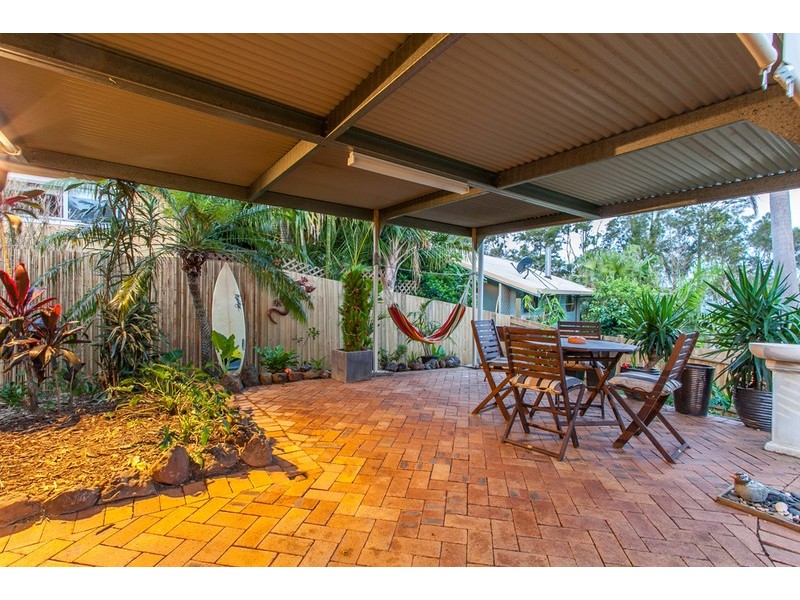 16 Beech Drive, Suffolk Park NSW 2481