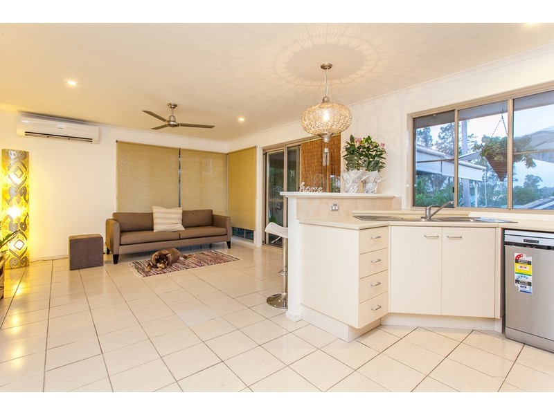 16 Beech Drive, Suffolk Park NSW 2481