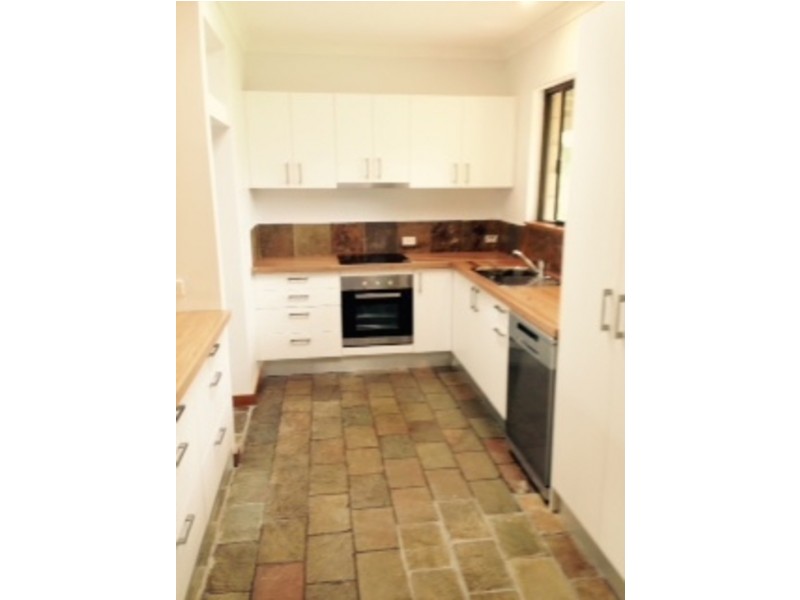 2 Beachside Drive, Suffolk Park NSW 2481