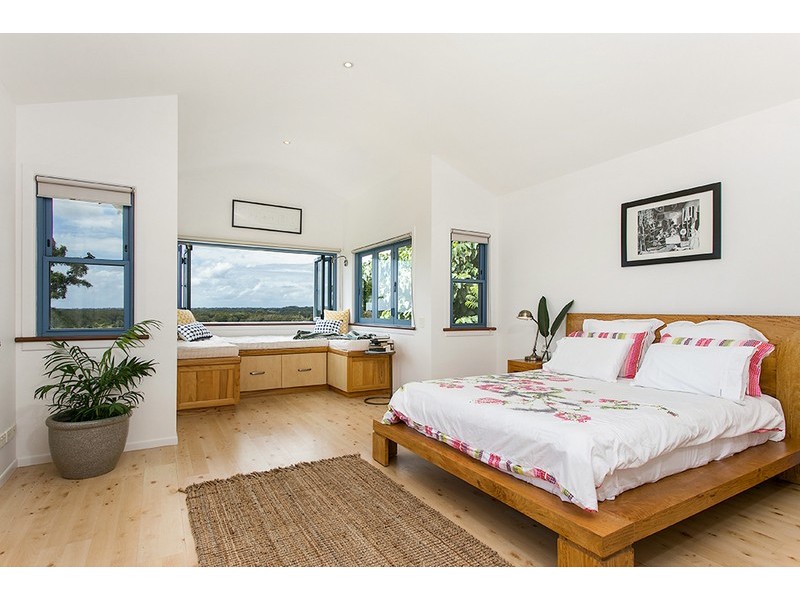 9 Cape Vista Drive, Ewingsdale NSW 2481