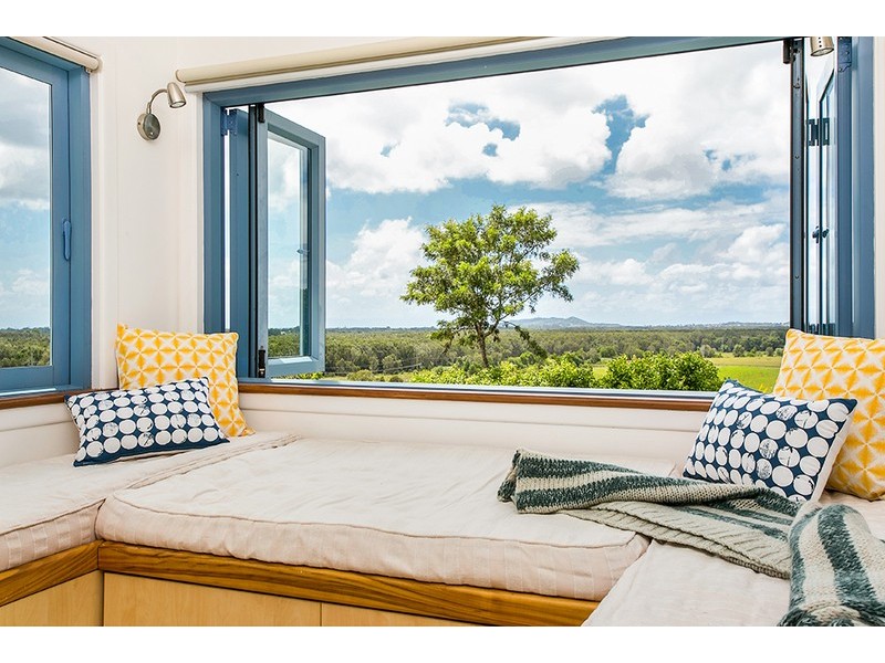 9 Cape Vista Drive, Ewingsdale NSW 2481