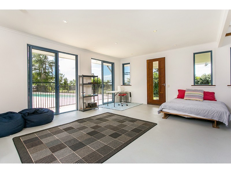 9 Cape Vista Drive, Ewingsdale NSW 2481