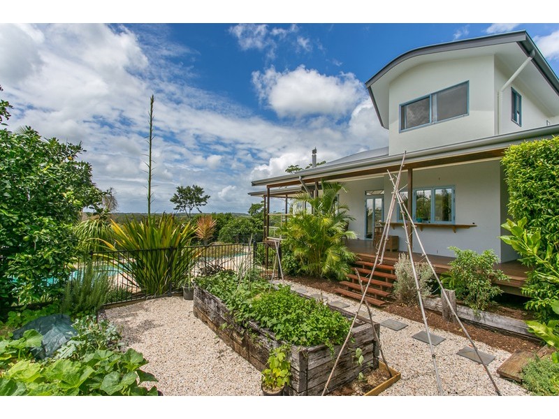 9 Cape Vista Drive, Ewingsdale NSW 2481