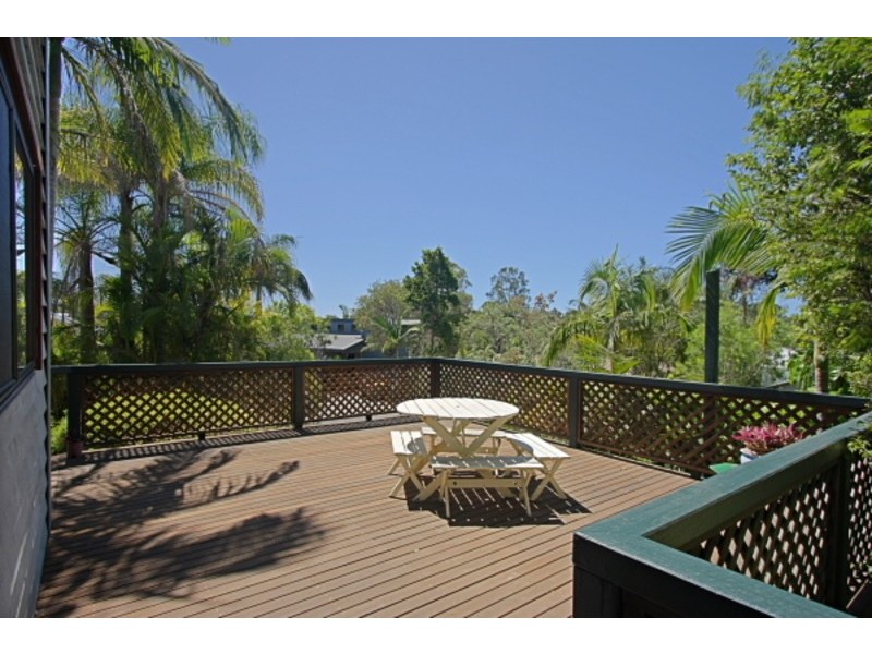 8 Tamarind Court, Suffolk Park NSW 2481