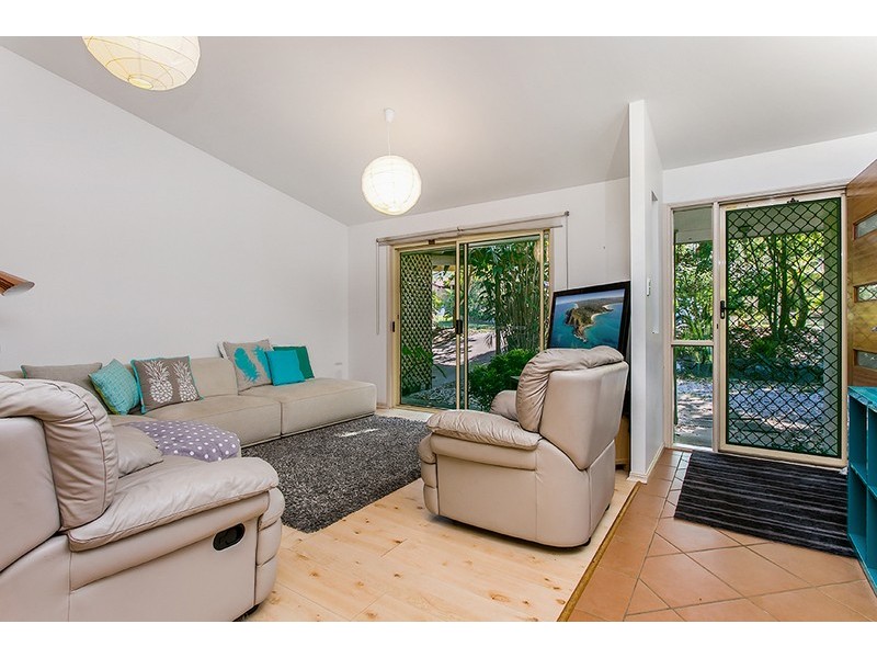 28 Bottlebrush Crescent, Suffolk Park NSW 2481