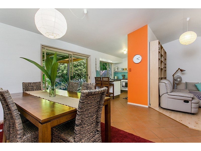 28 Bottlebrush Crescent, Suffolk Park NSW 2481