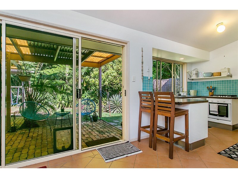 28 Bottlebrush Crescent, Suffolk Park NSW 2481