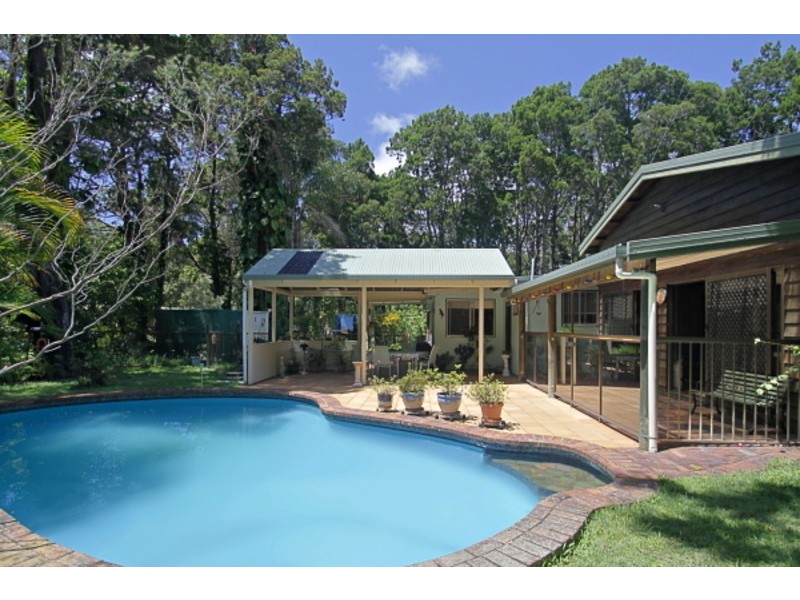 143 Broken Head Road, Suffolk Park NSW 2481