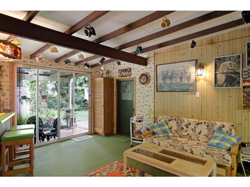 143 Broken Head Road, Suffolk Park NSW 2481